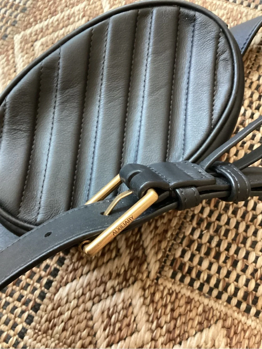 ARITZIA • ALXILIARY Quilted Black Leather Waist Belt Bag Crossbody with Gold Zip